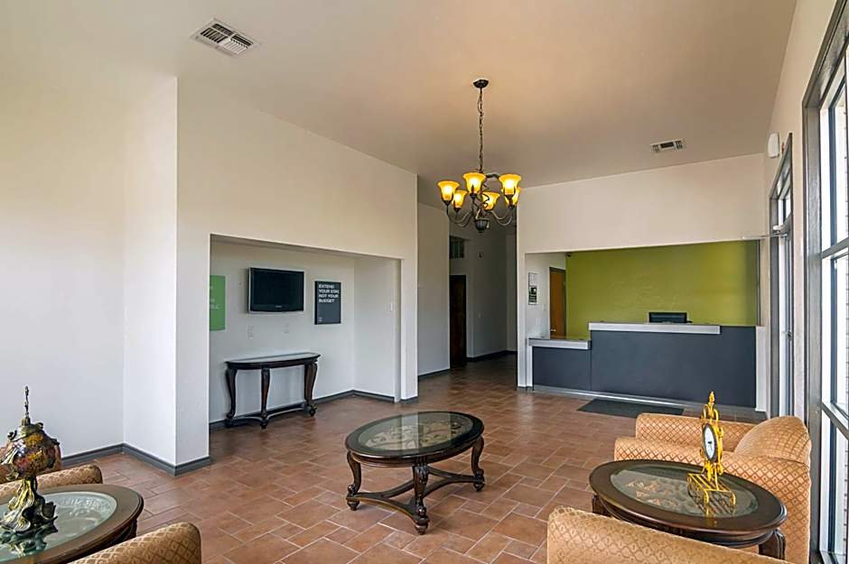 Studio 6-Tyler, TX