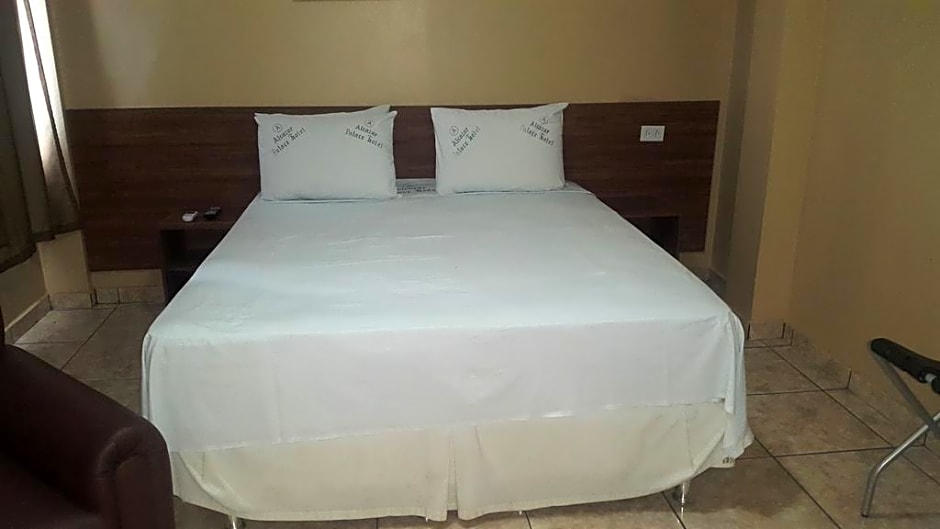 Alcazar Palace Hotel