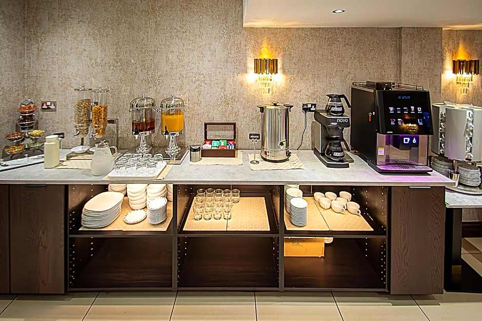 Hyde Park International