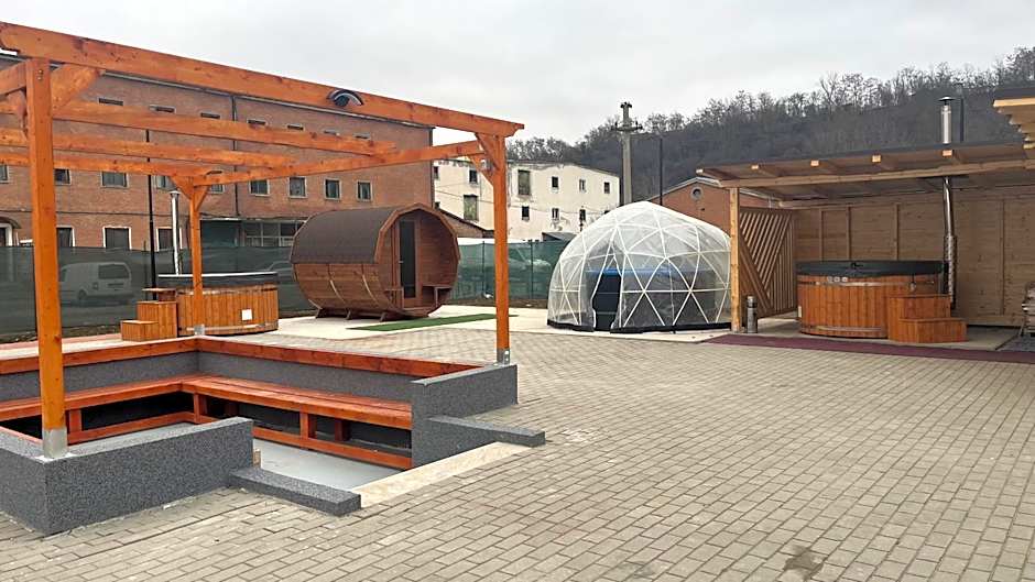Photo 1 of 44 of Europa Ocna Mures