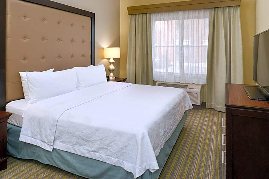 Homewood Suites By Hilton Fresno