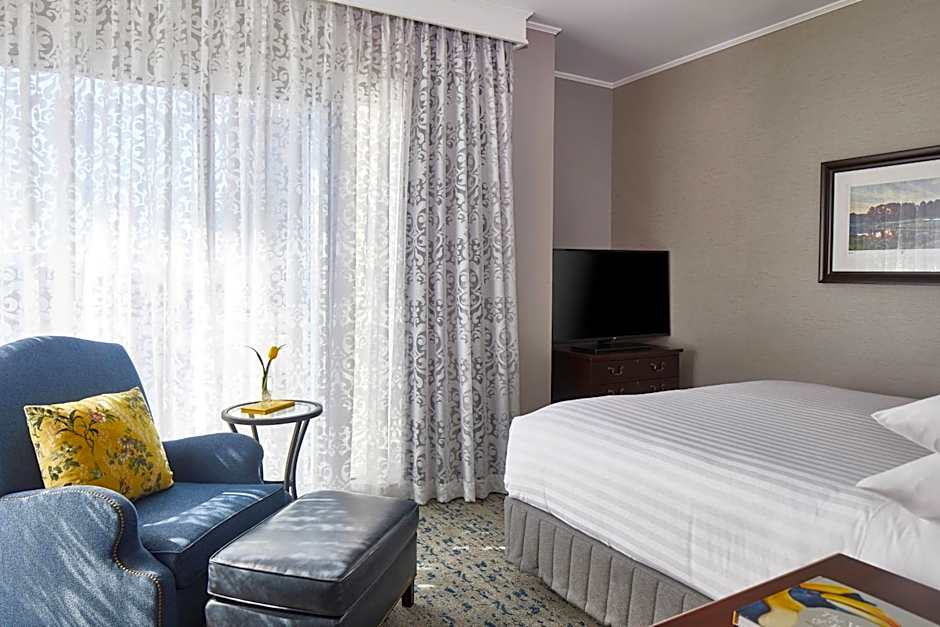 The Battle House Renaissance by Marriott Mobile Hotel & Spa