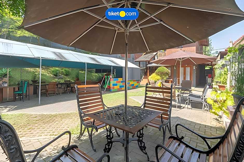 Bantal Guling Villa Lembang