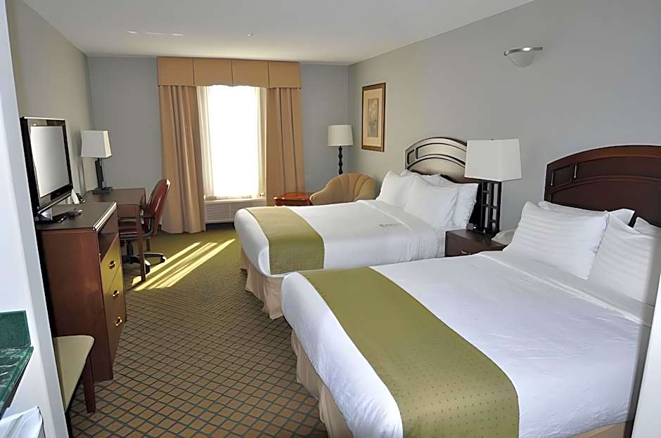 Clarion Hotel & Conference Center Sherwood Park