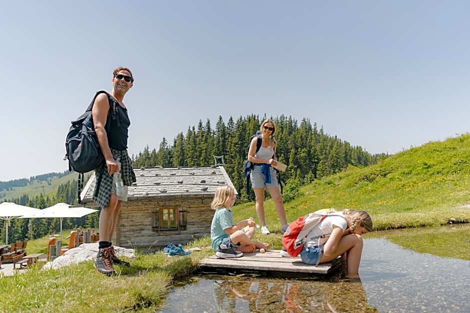 Tirol Lodge