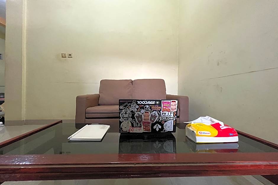 Hotel O Kost Reski 1 Near Pasar Rakyat Limbung