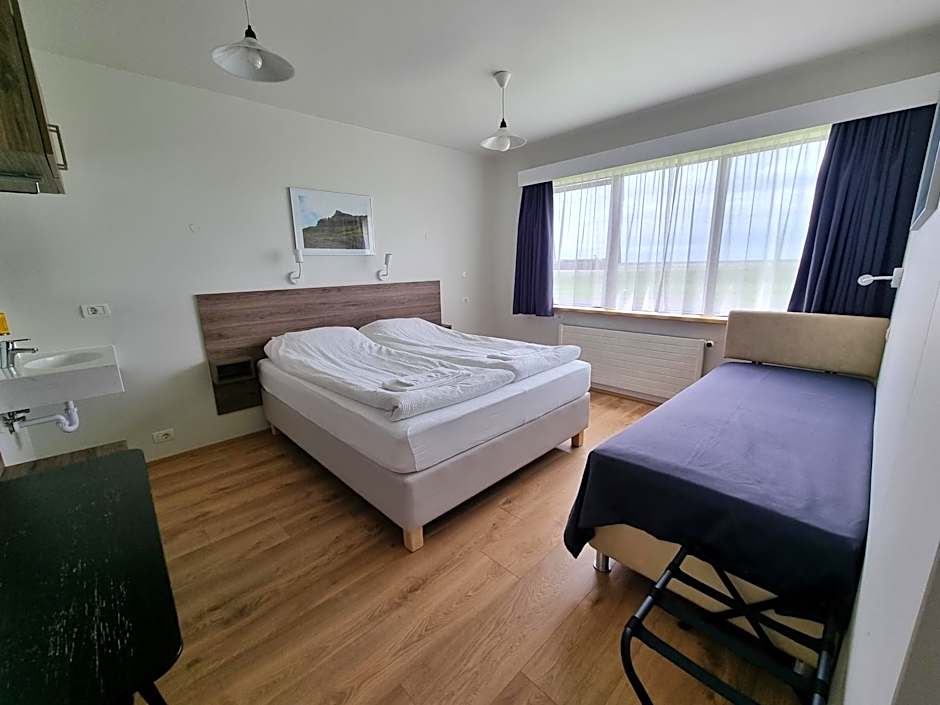 Litla-Hof Guesthouse