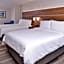 Holiday Inn Express Hotel & Suites Elgin By IHG
