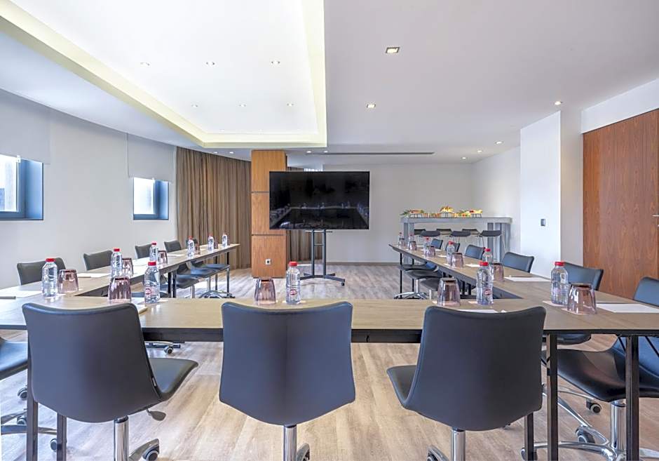 Hotel Barcelona Condal Mar Affiliated by Meliá