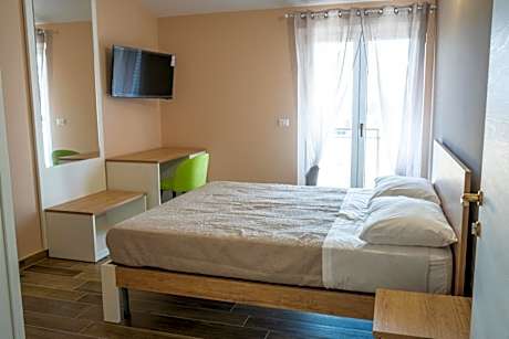 Double Room with Terrace