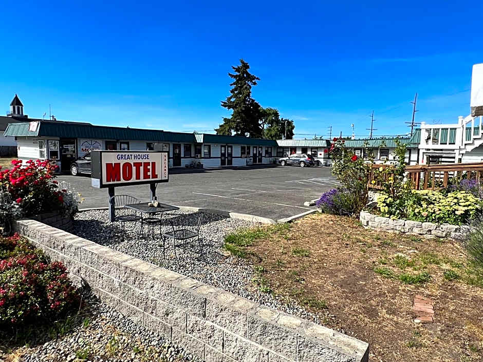 Great House Motel