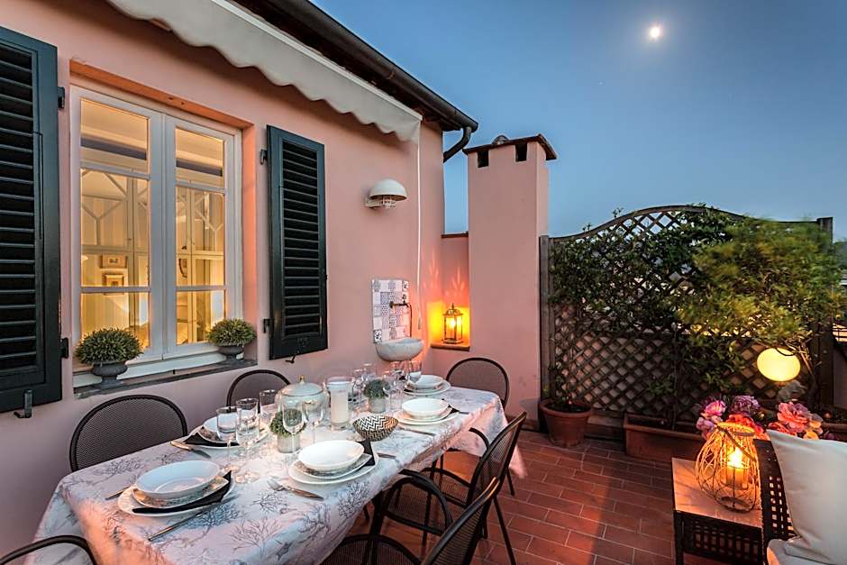 Casa Emy in Lucca With 3 Bedrooms and 2 Bathrooms
