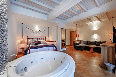 Superior Room | Partial Sea View