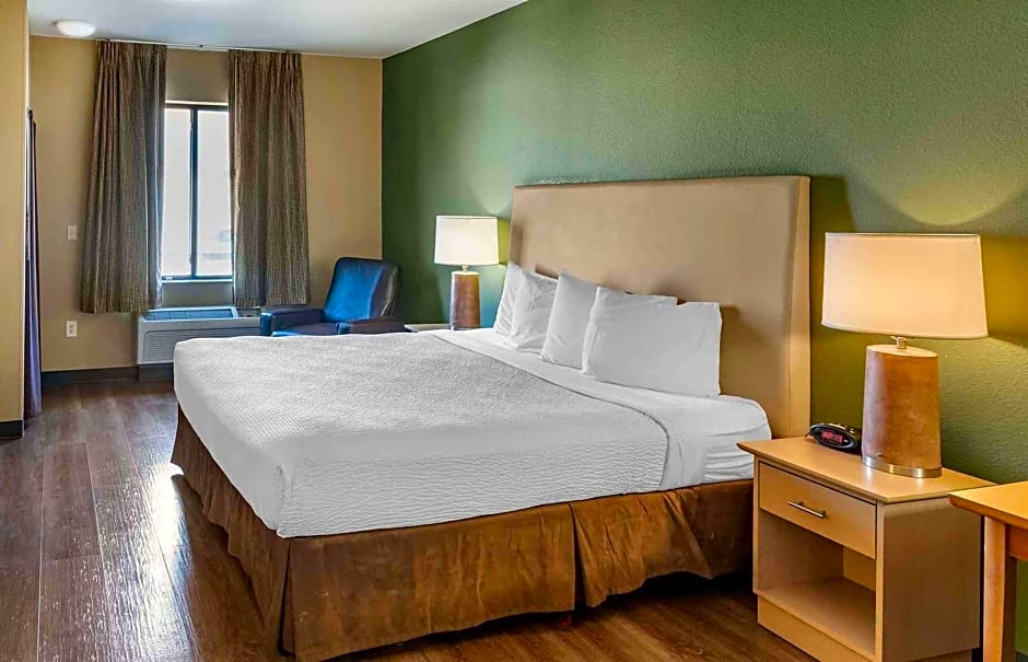 Extended Stay America Suites - San Rafael - Francisco Blvd. East