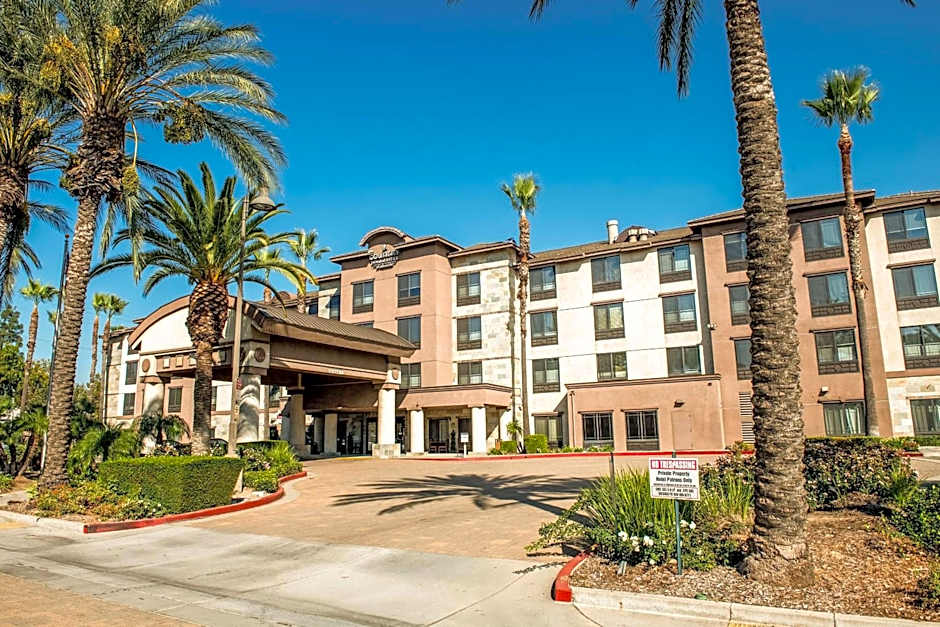 Country Inn & Suites by Radisson, Ontario at Ontario Mills, CA