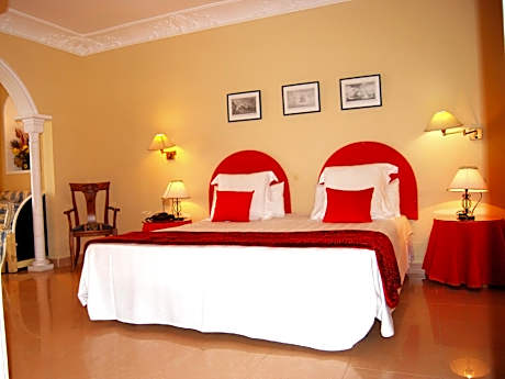 Triple room-Private Bathroom-Orientada al Mar