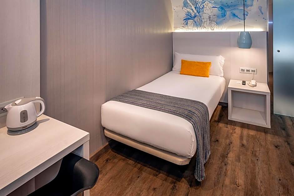 Hostal Operaramblas