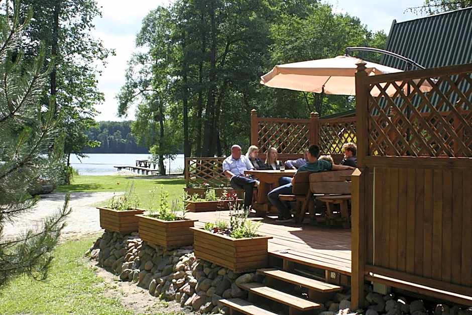 Stajnia Sarnówek Nad Jeziorem Różany