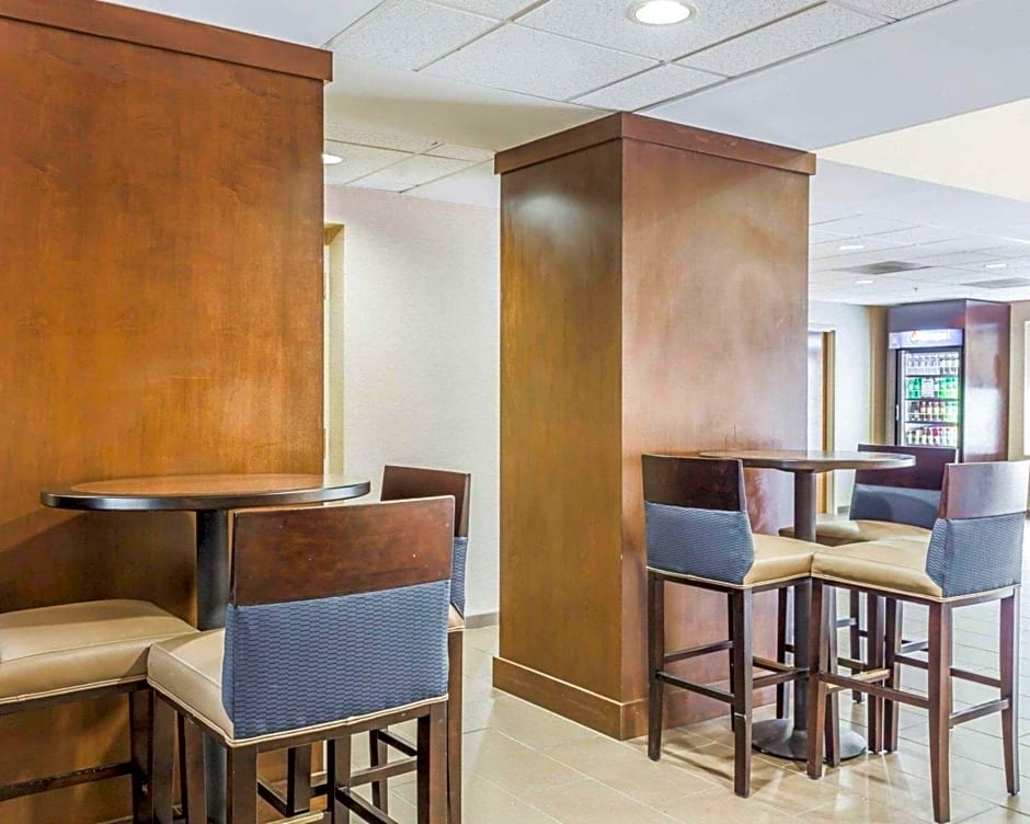 Comfort Suites at Isle of Palms Connector
