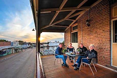 Commercial Travellers House