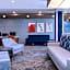 Holiday Inn Express & Suites Alton St Louis Area By IHG