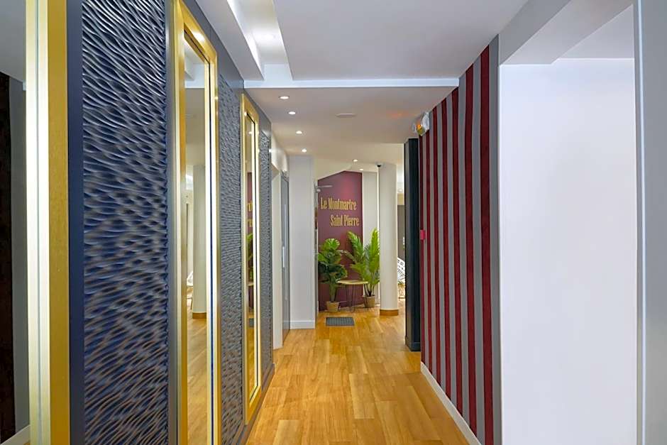 Hotel Le Montmartre Saint Pierre