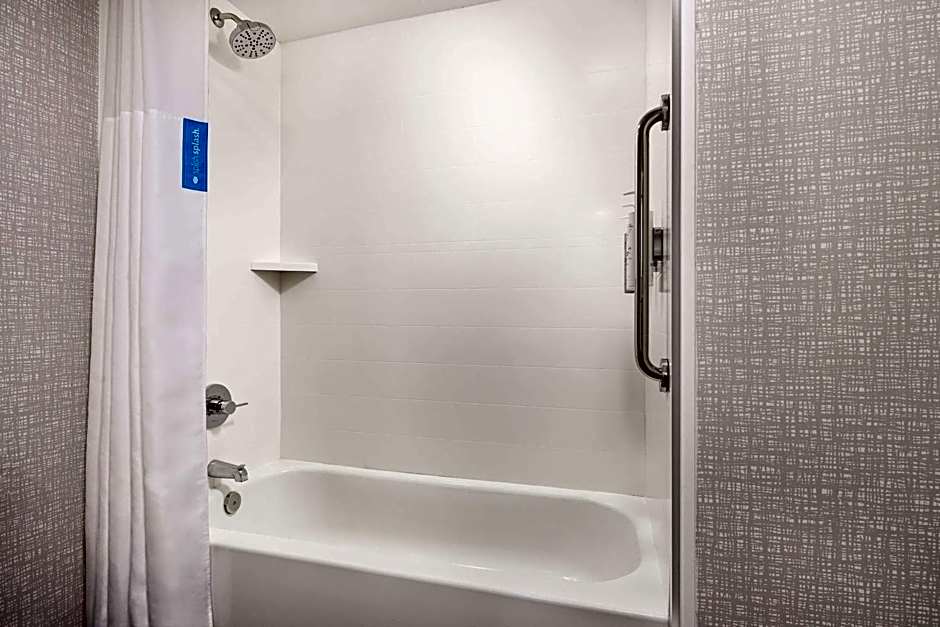 Hampton Inn By Hilton Massillon