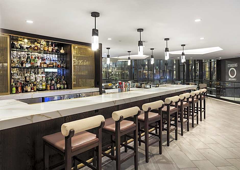 DoubleTree by Hilton - Philadelphia Center City