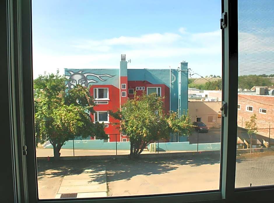 The Medicine Hat Villa