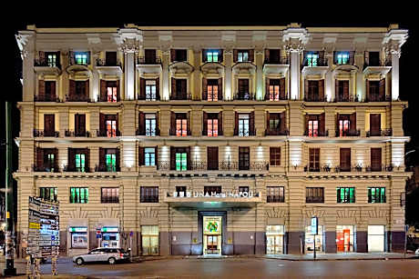 UNA HOTELS Napoli