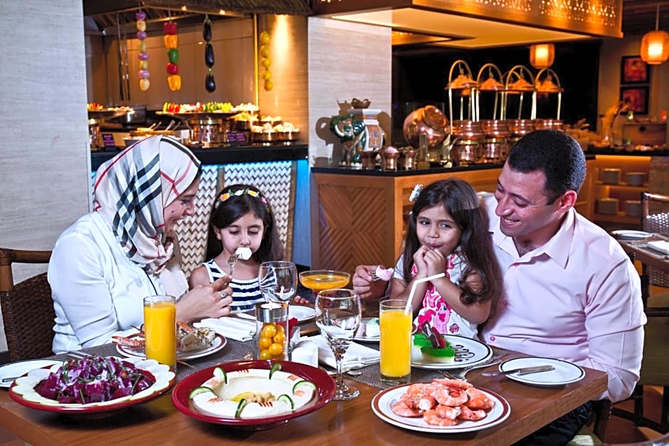 Crowne Plaza Dubai Deira