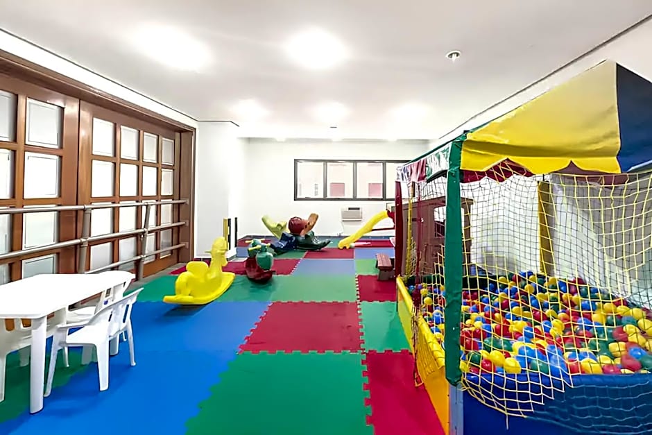 Flat Service Pitangueiras com Vista Mar