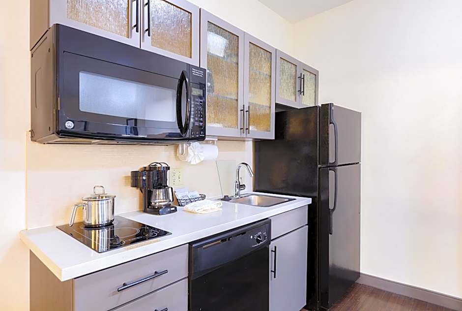 Candlewood Suites San Marcos By IHG