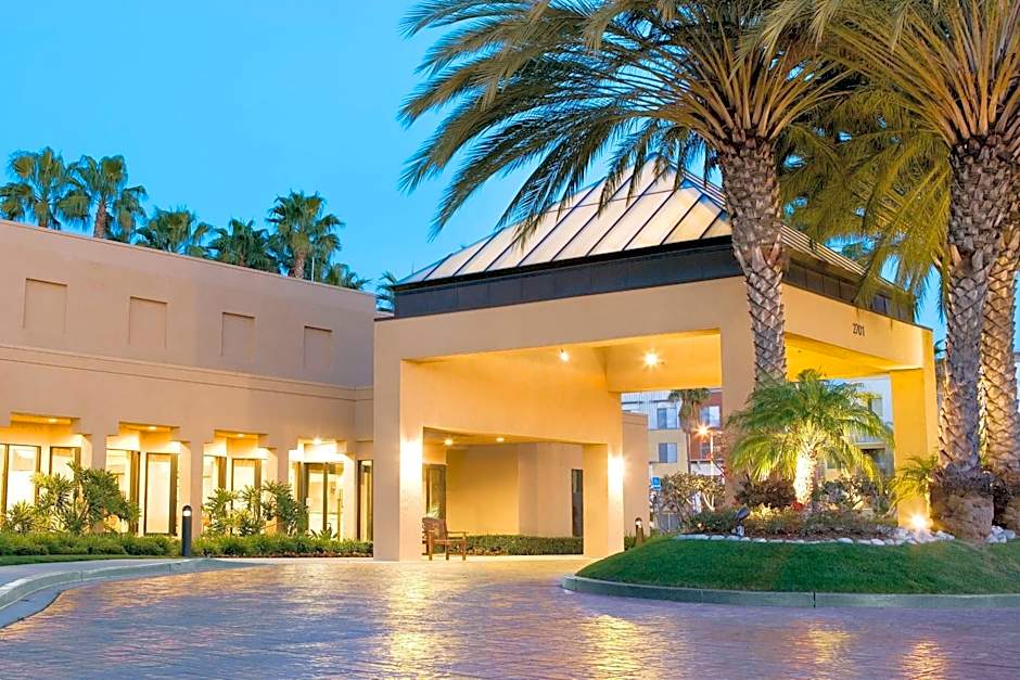 Courtyard by Marriott Irvine John Wayne Airport/Orange County