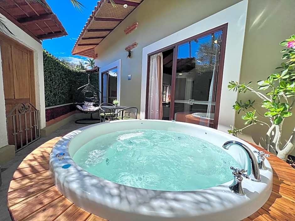 Binniguenda Huatulco & Beach Club