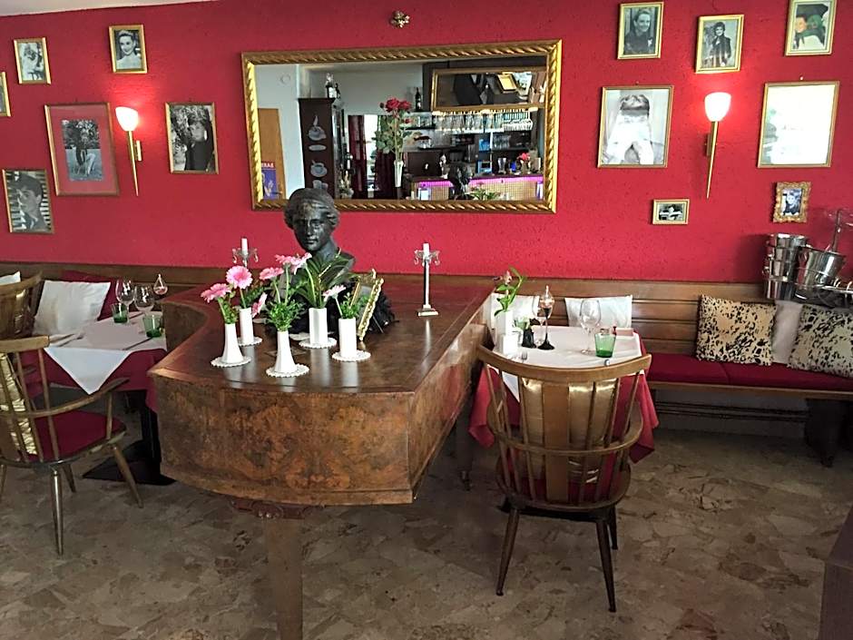 Villa Desiree - Hotel Garni - Adults Only