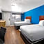 Super 8 by Wyndham Portsmouth - Norfolk
