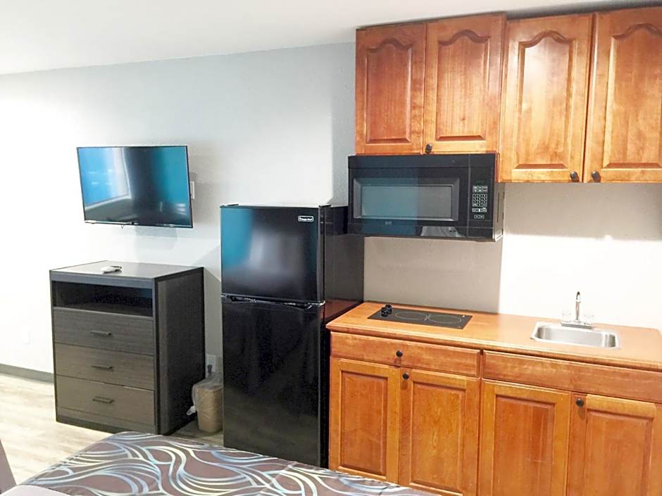 Americas Best Value Inn & Suites Mont Belvieu Houston