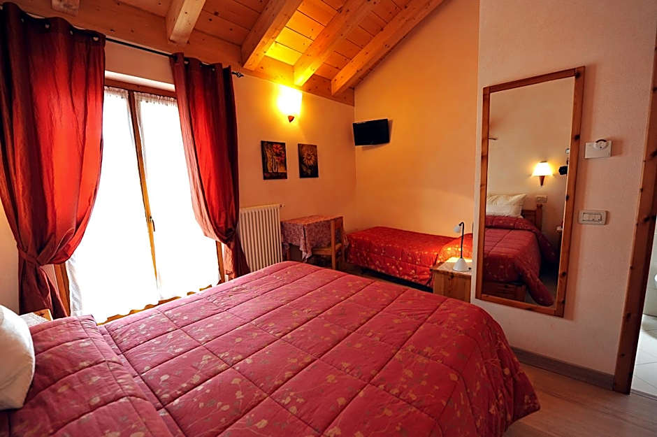 Hotel Silene Parking and Garage