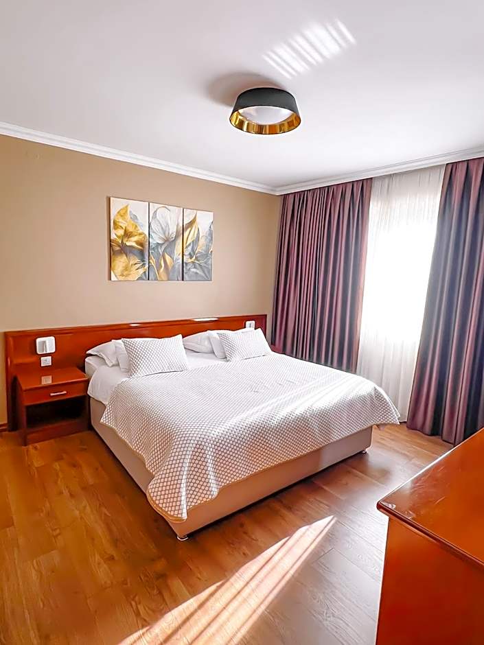 Hotel Bristol