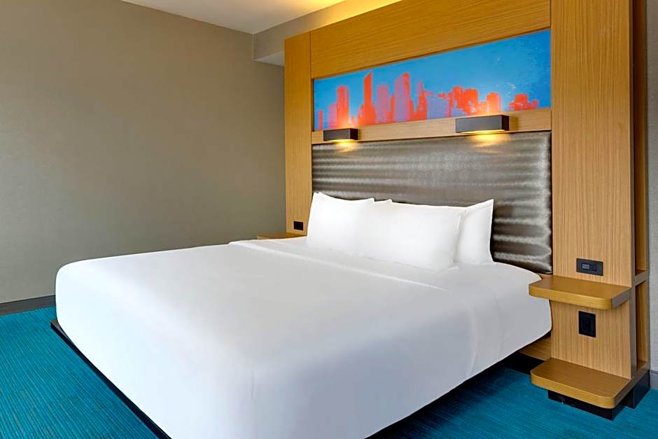 Aloft Milwaukee Downtown