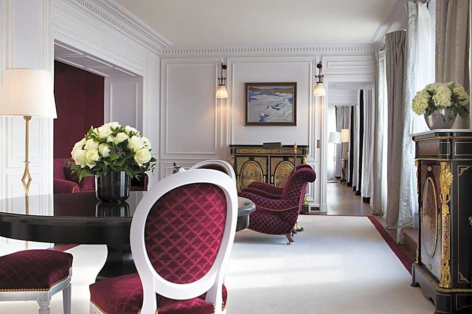 La Réserve Paris Hotel & Spa