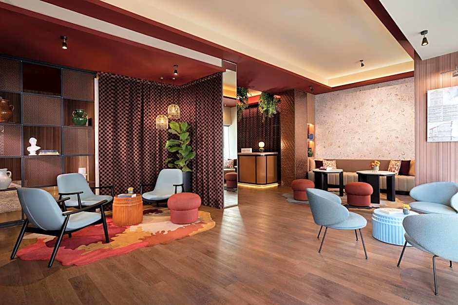 Spring House Hotel Rome Vatican, Tapestry Collection Hilton
