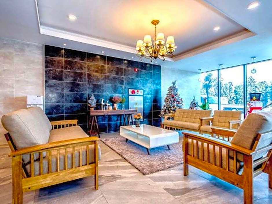 Jungmoon City Hotel & J-hill Hotel