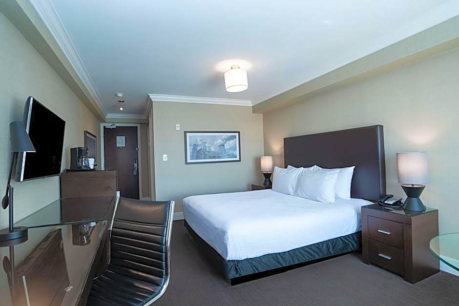 Sandman Hotel Oakville