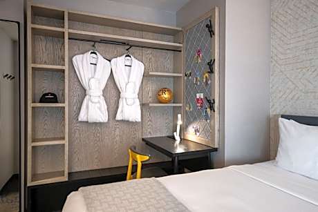 Superior Double Room ADA (3 guests)