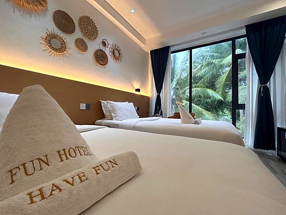 Fun Hotel