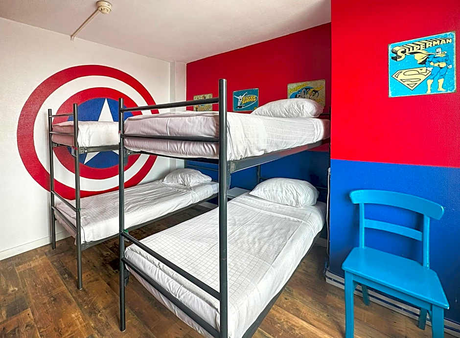 The Flying Pig Beach Hostel Age 18 to 40