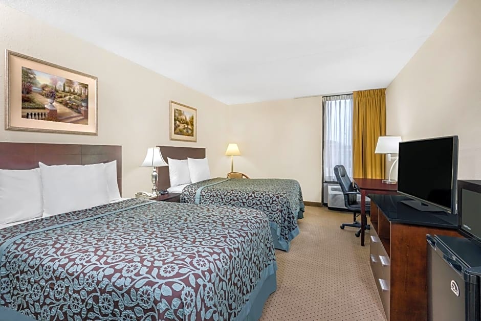 Days Inn by Wyndham Indianapolis Northeast