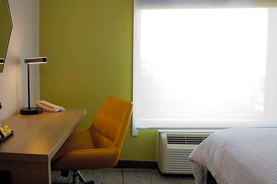 Holiday Inn Express Hotel & Suites College Station By IHG